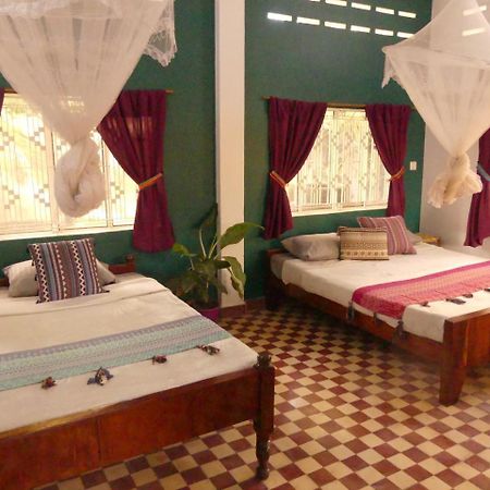 The Playground Bed & Breakfast Kampot Eksteriør bilde