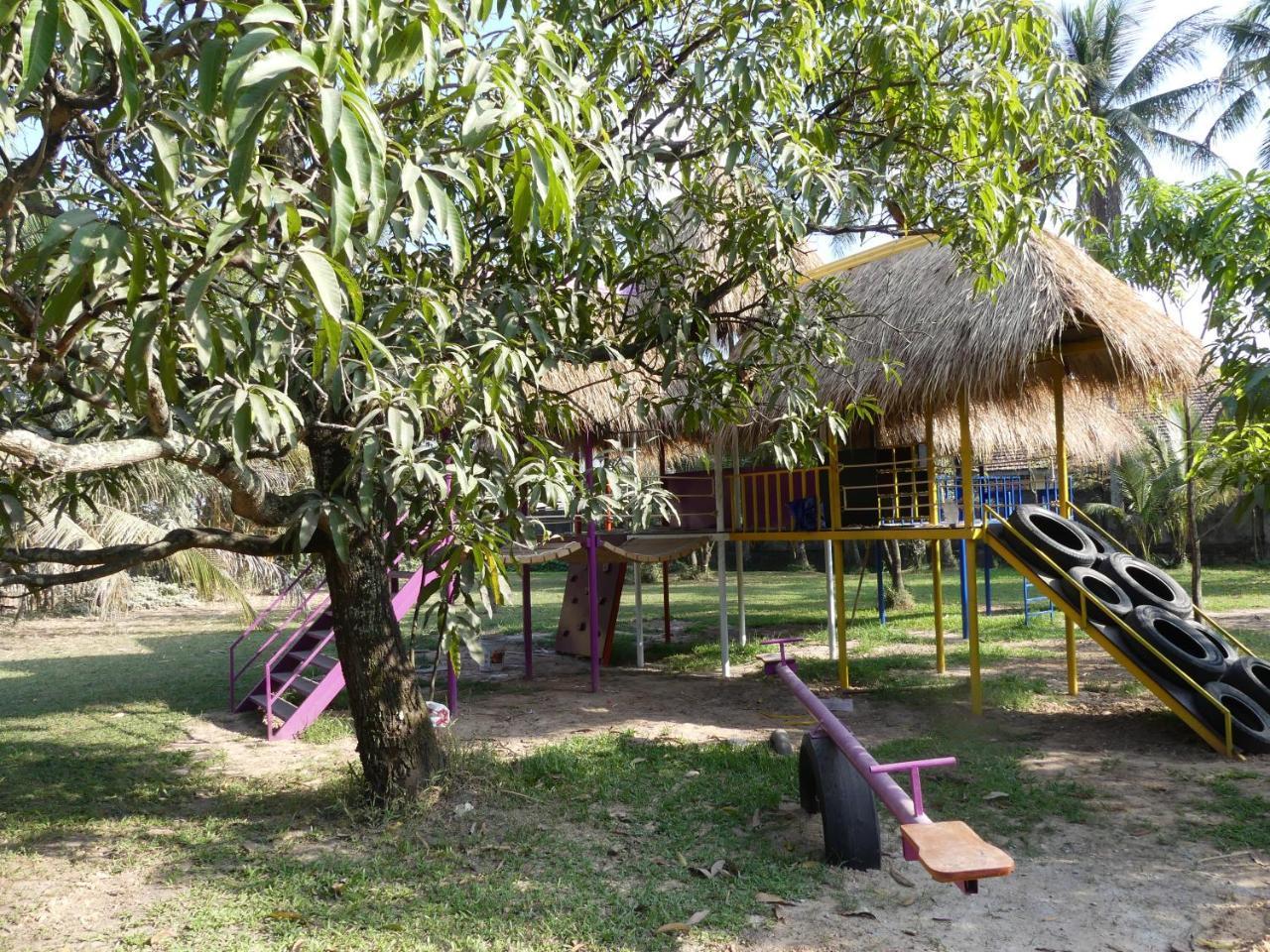 The Playground Bed & Breakfast Kampot Eksteriør bilde