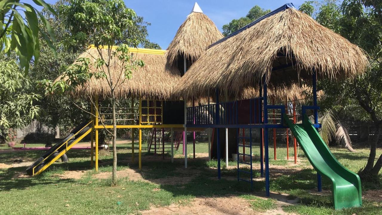 The Playground Bed & Breakfast Kampot Eksteriør bilde