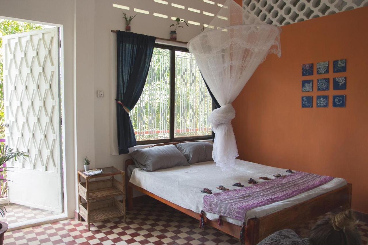 The Playground Bed & Breakfast Kampot Eksteriør bilde